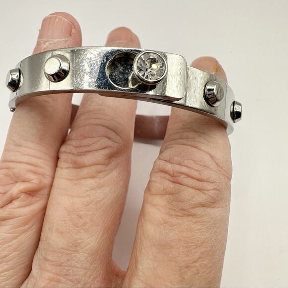 Michael Kors Astor Cityscape Bracelet Silver Tone Studs Cubic Zirconia Bangle - Picture 3 of 12